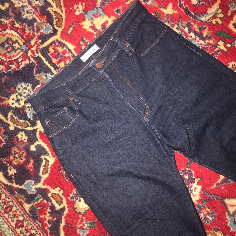 Classic Dark Wash Skinny Jeans